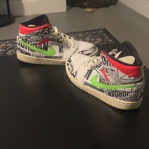 Nike Air Jordan 1 Mid All Over Logos Size 11